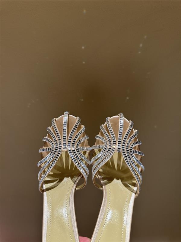 20251128101324652 300